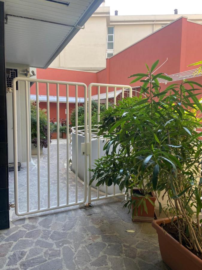 Esplanade Sea Side - Bicamere, 2 Terrazzi, Garage A Richiesta